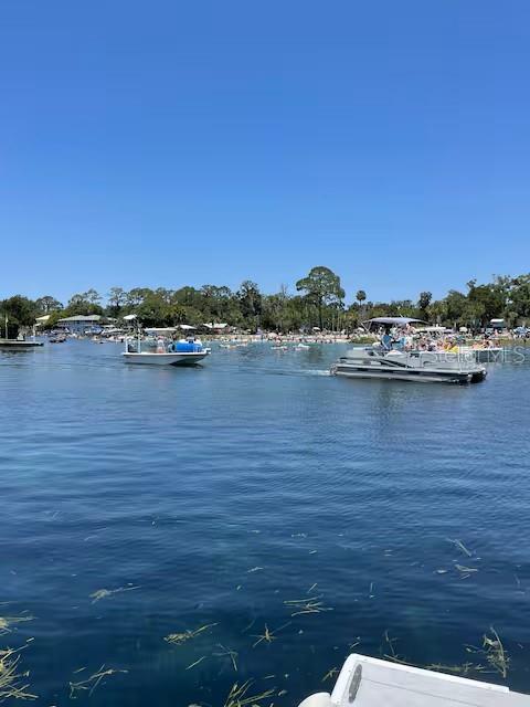 Image 24 of 29 For 30 Valare Lane 102b