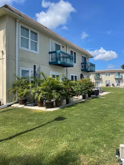 Image 28 of 29 For 30 Valare Lane 102b