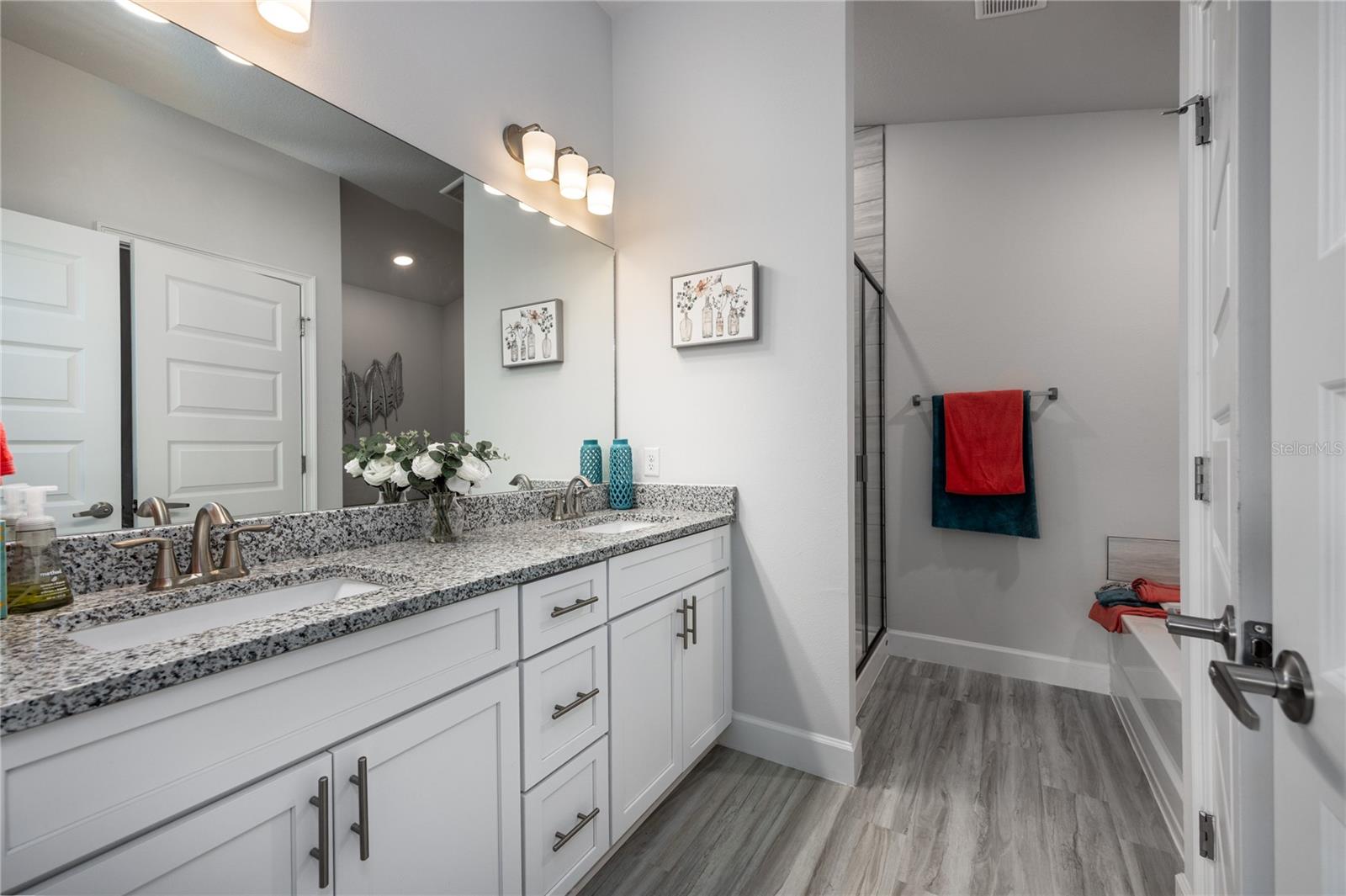 Image 17 of 31 For 13903 150th Circle