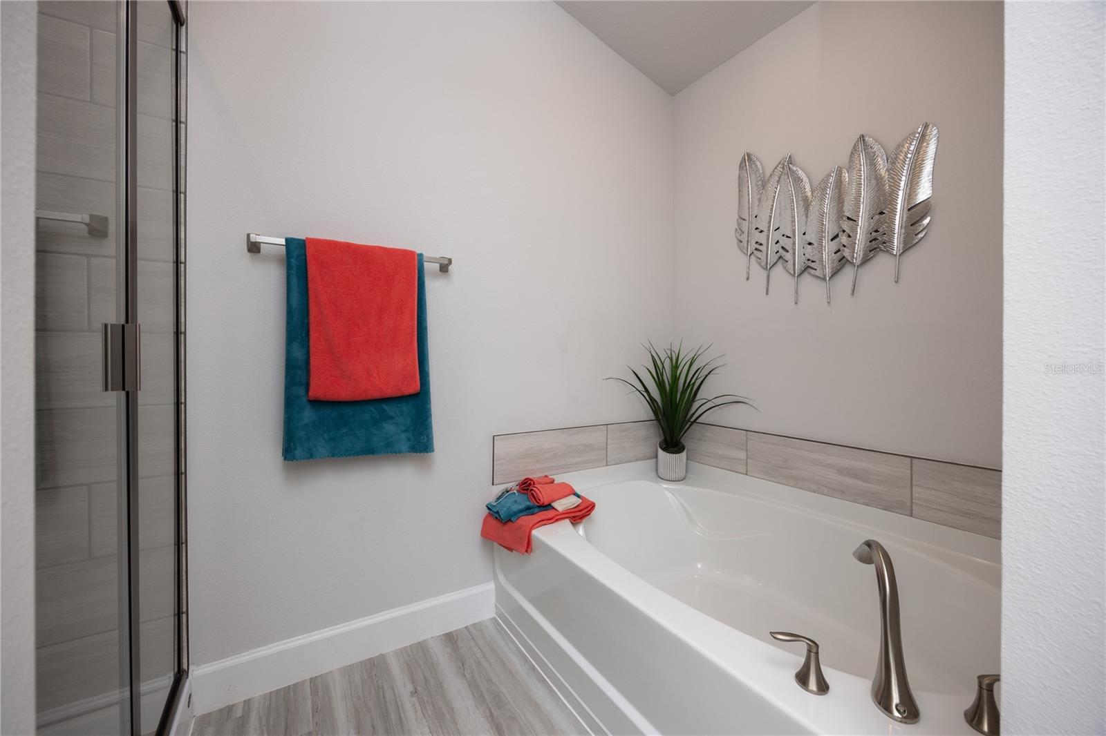 Image 18 of 31 For 13903 150th Circle