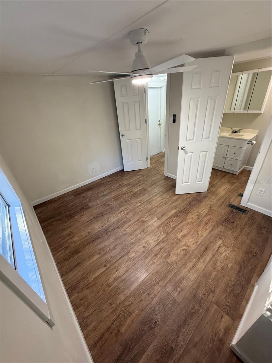 Image 12 of 39 For 8171 117th Place