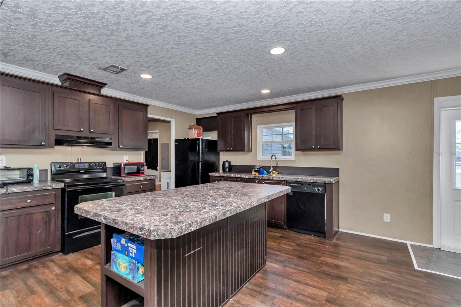 Image 14 of 55 For 5860 183rd Terrace