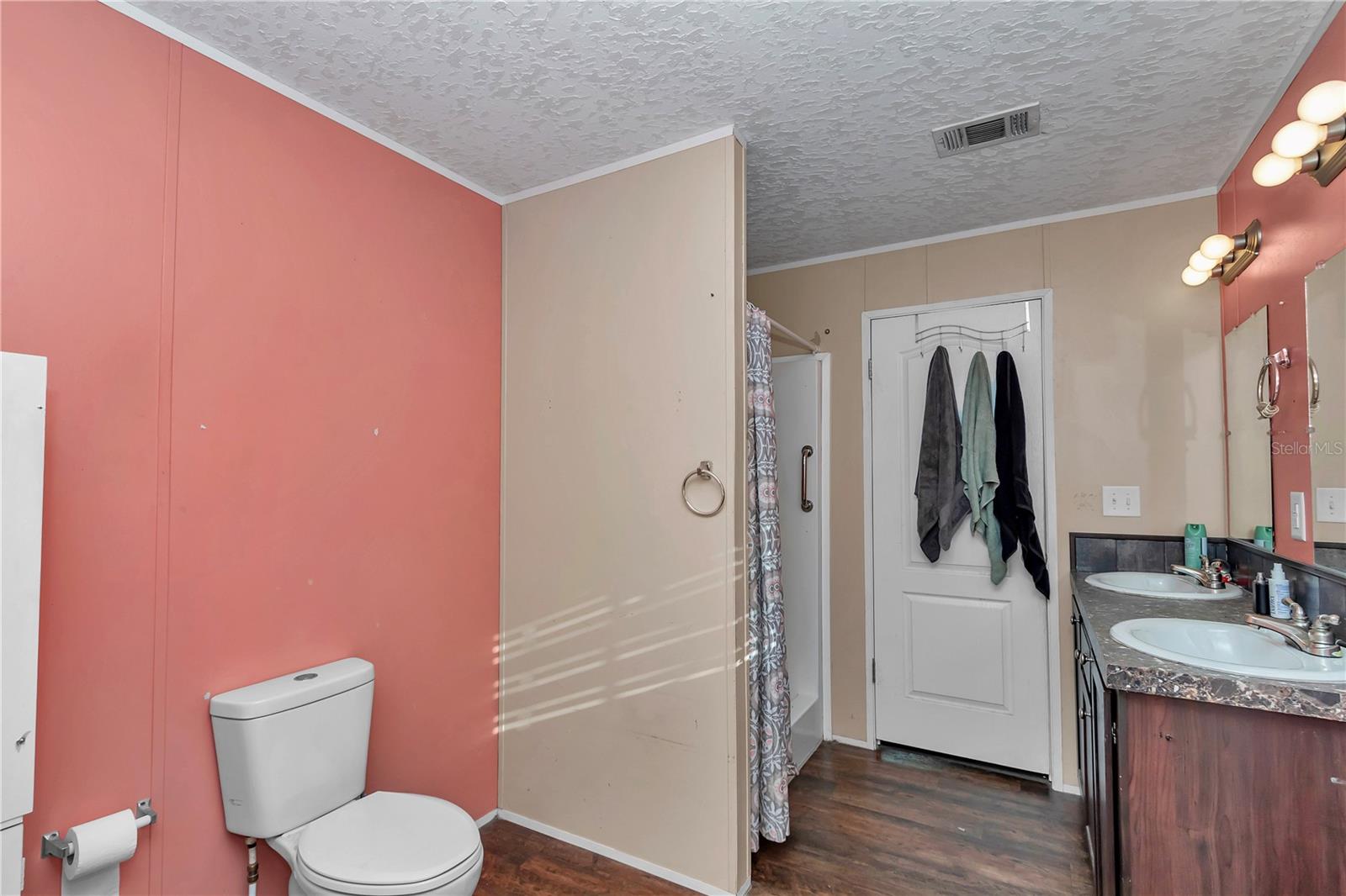 Image 25 of 55 For 5860 183rd Terrace