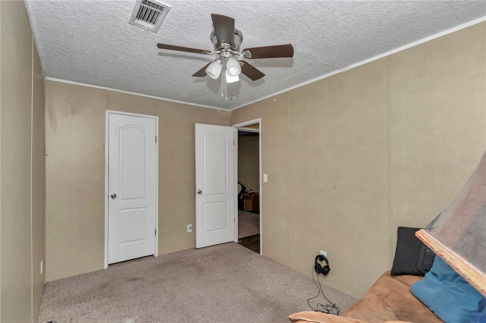 Image 31 of 55 For 5860 183rd Terrace