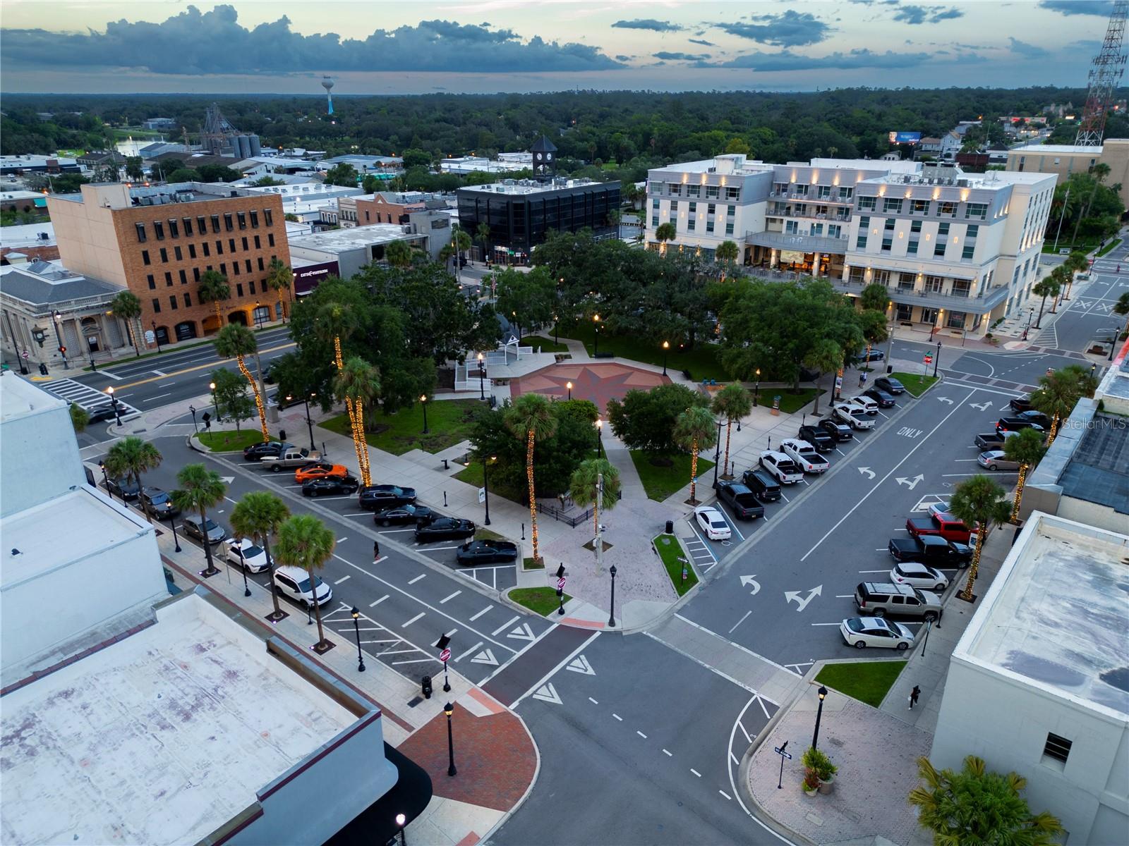 Image 53 of 55 For 5860 183rd Terrace