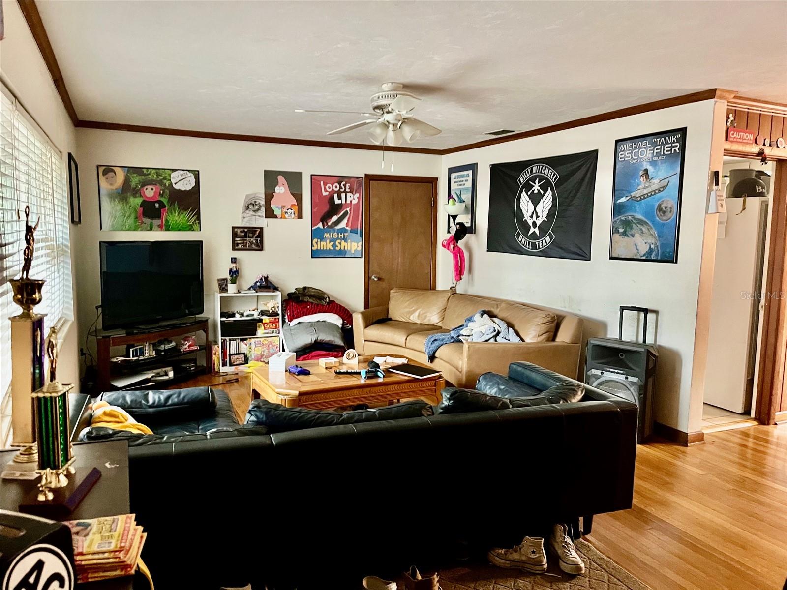 Image 2 of 5 For 3105 University Avenue