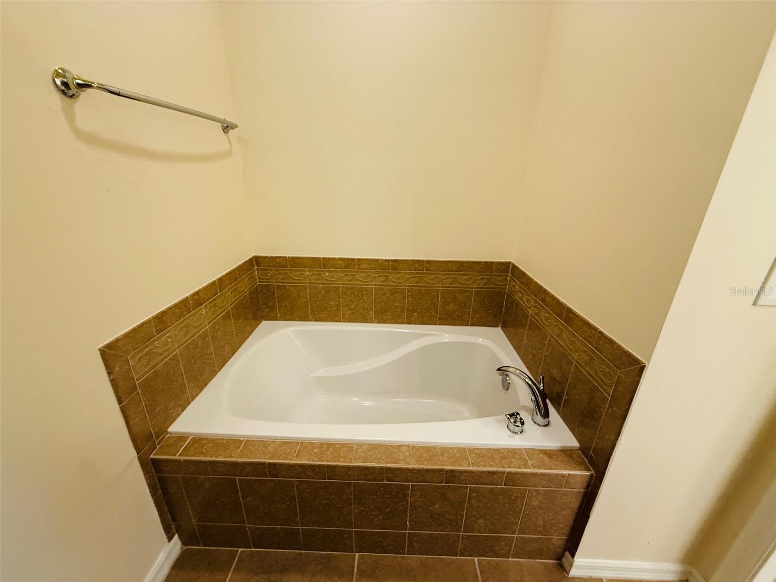 Image 19 of 34 For 12837 12th Road