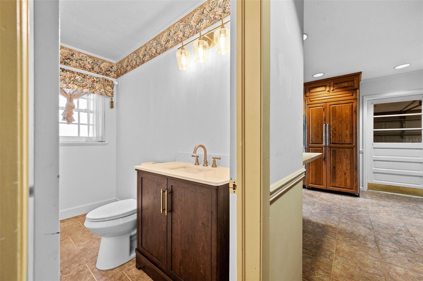 Image 13 of 59 For 822 107th Terrace