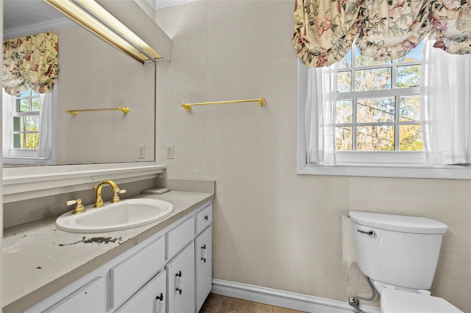 Image 25 of 59 For 822 107th Terrace