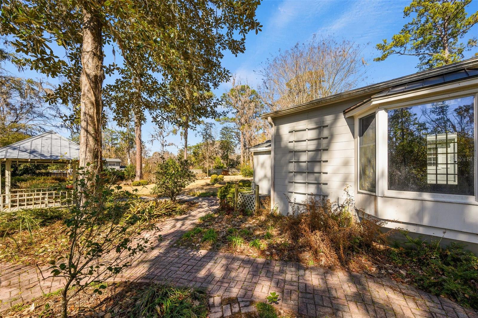 Image 46 of 59 For 822 107th Terrace