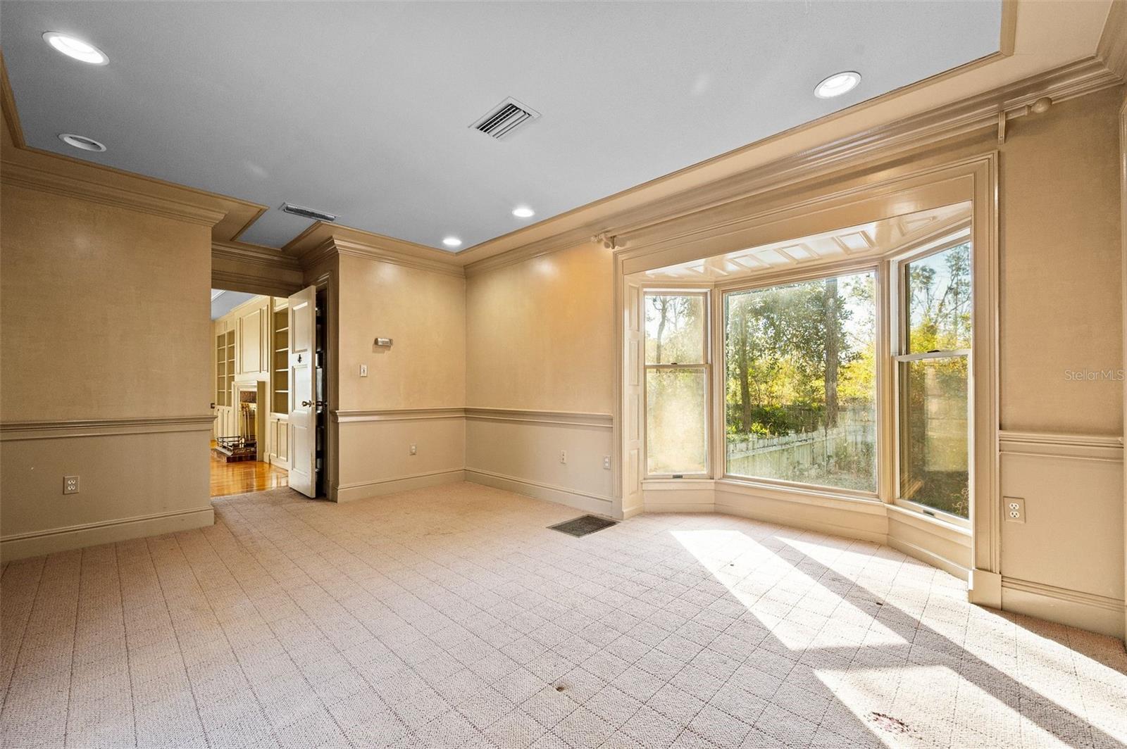 Image 8 of 59 For 822 107th Terrace