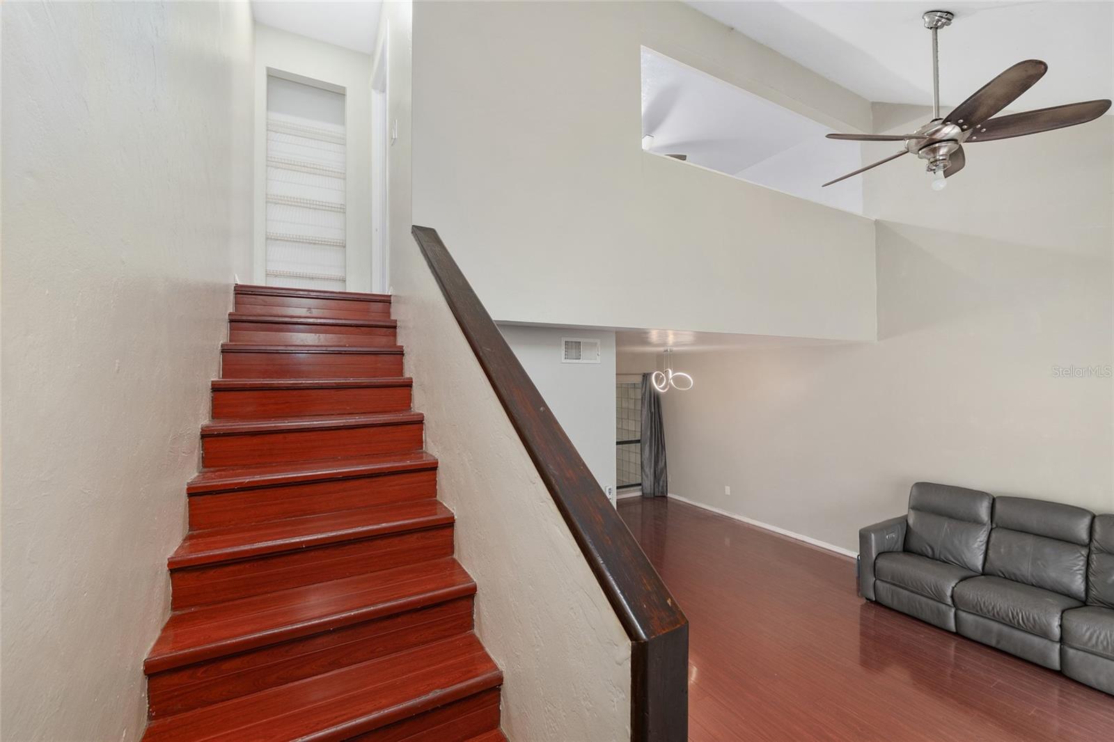 Image 15 of 39 For 4308 69th Terrace