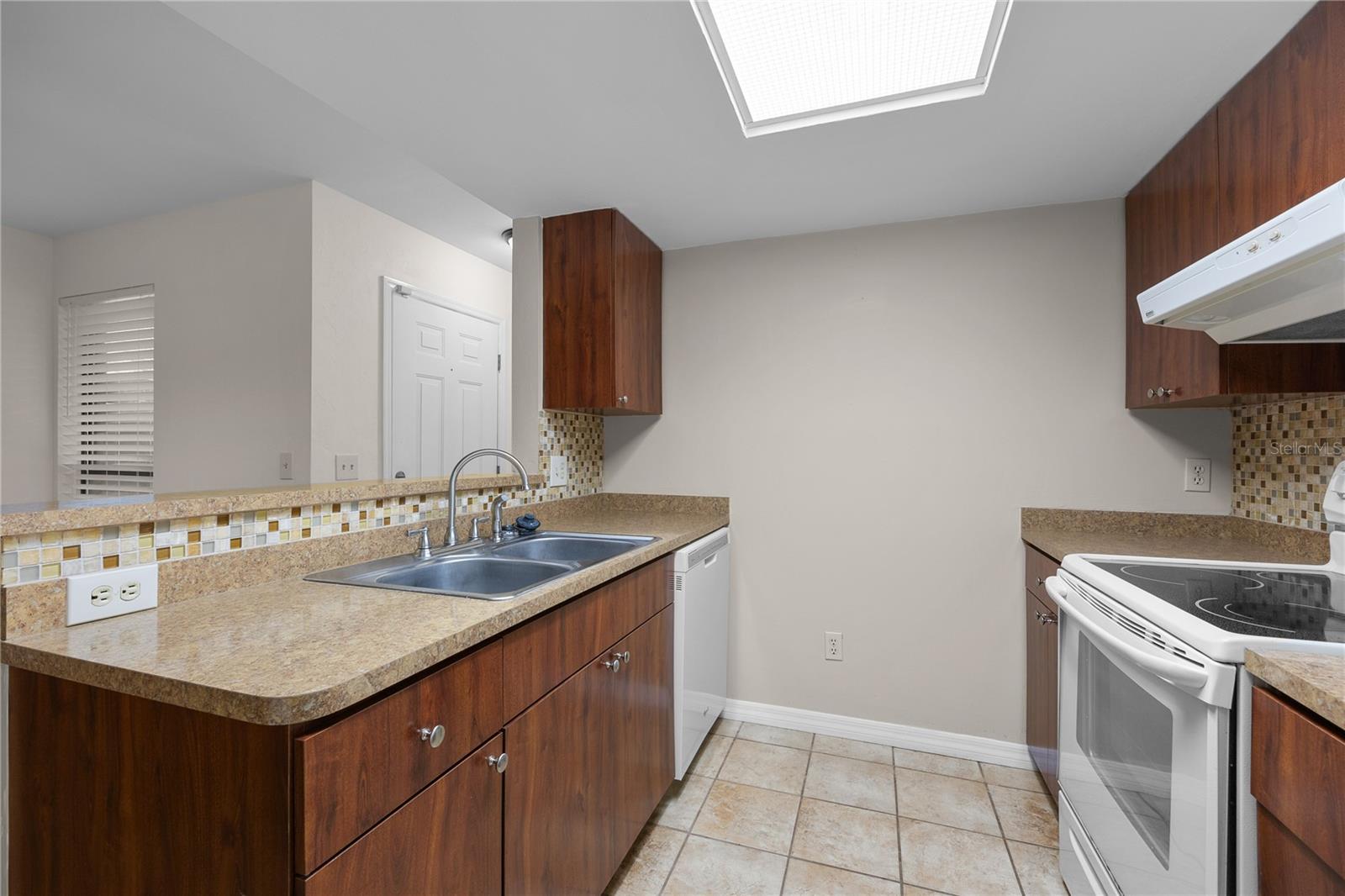 Image 10 of 30 For 5417 33rd Place