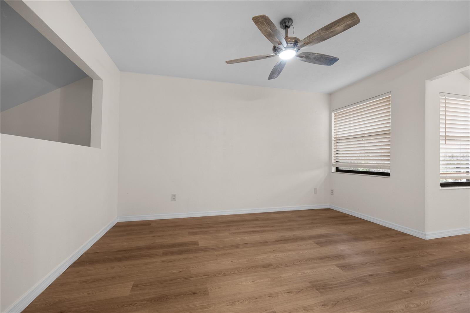 Image 12 of 30 For 5417 33rd Place