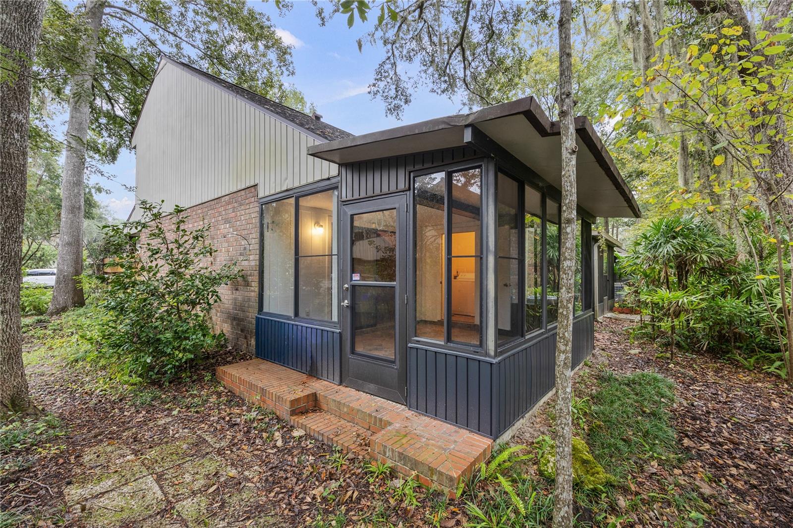 Image 21 of 30 For 5417 33rd Place