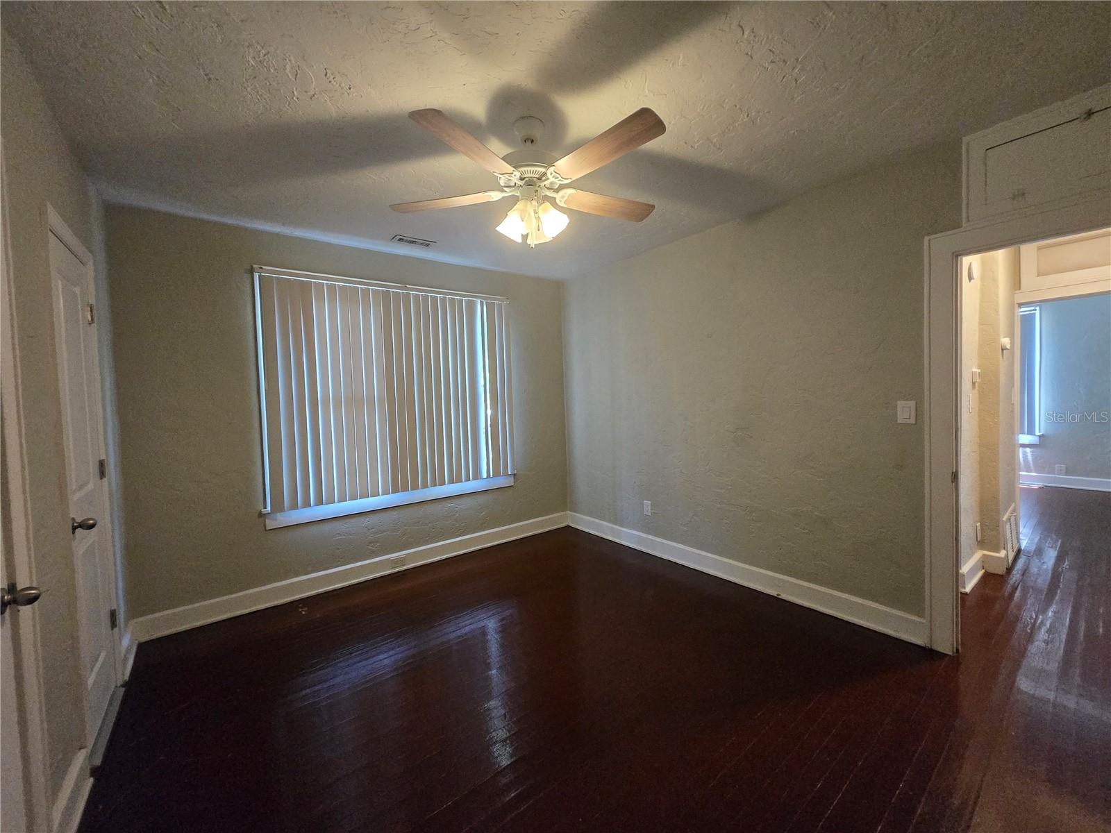 Image 16 of 24 For 924 5th Avenue C