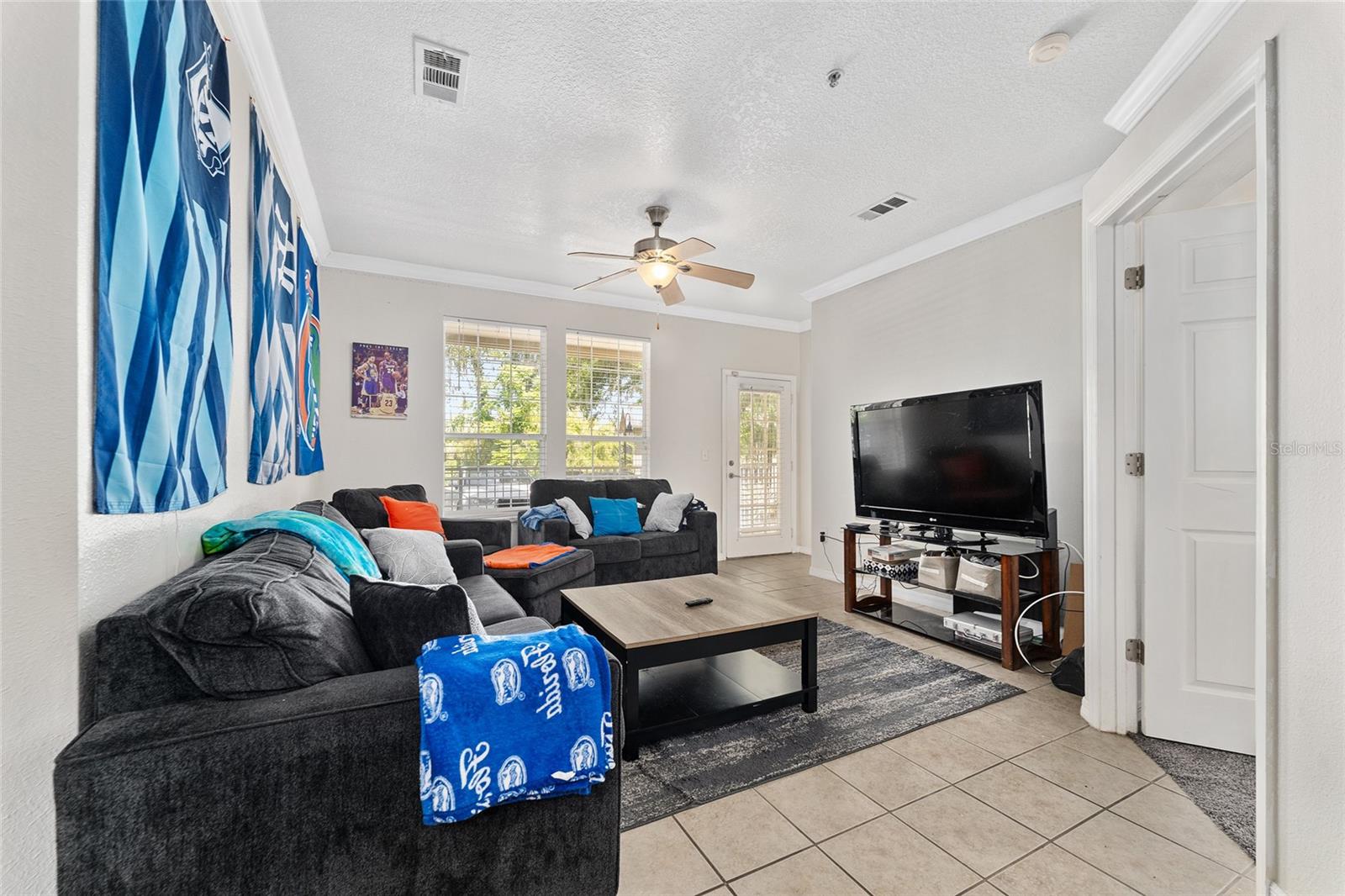 Image 15 of 40 For 1142 9th Road 103