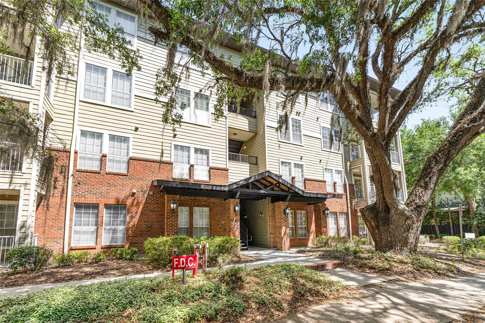 Image 37 of 40 For 1142 9th Road 103