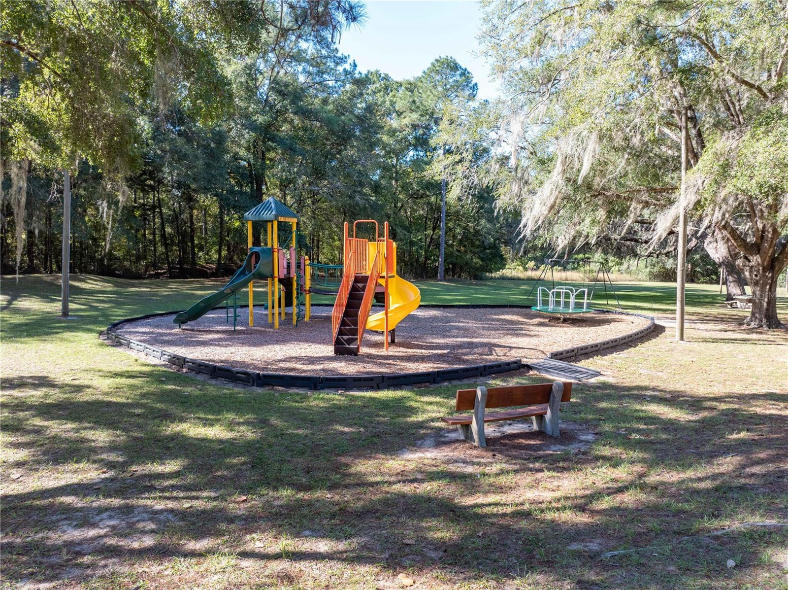 Listing photo id 58 for 6241 105th Avenue