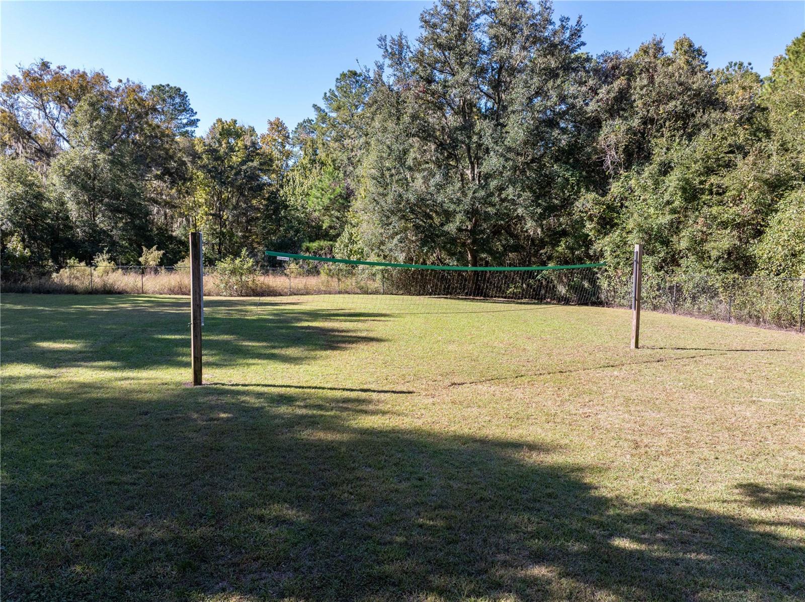 Listing photo id 60 for 6241 105th Avenue