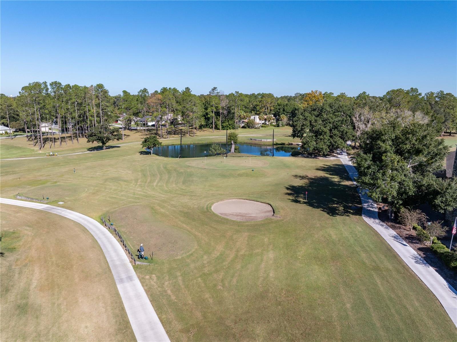 Listing photo id 72 for 6241 105th Avenue