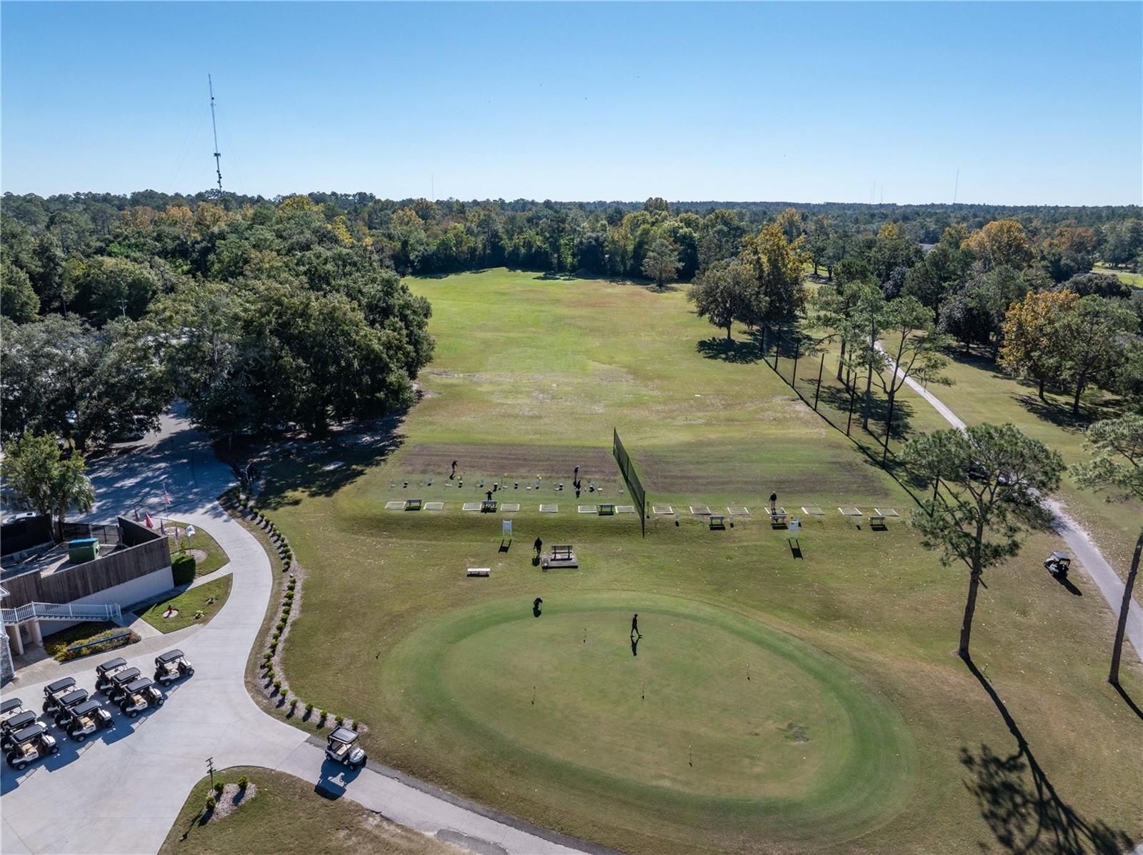 Listing photo id 75 for 6241 105th Avenue