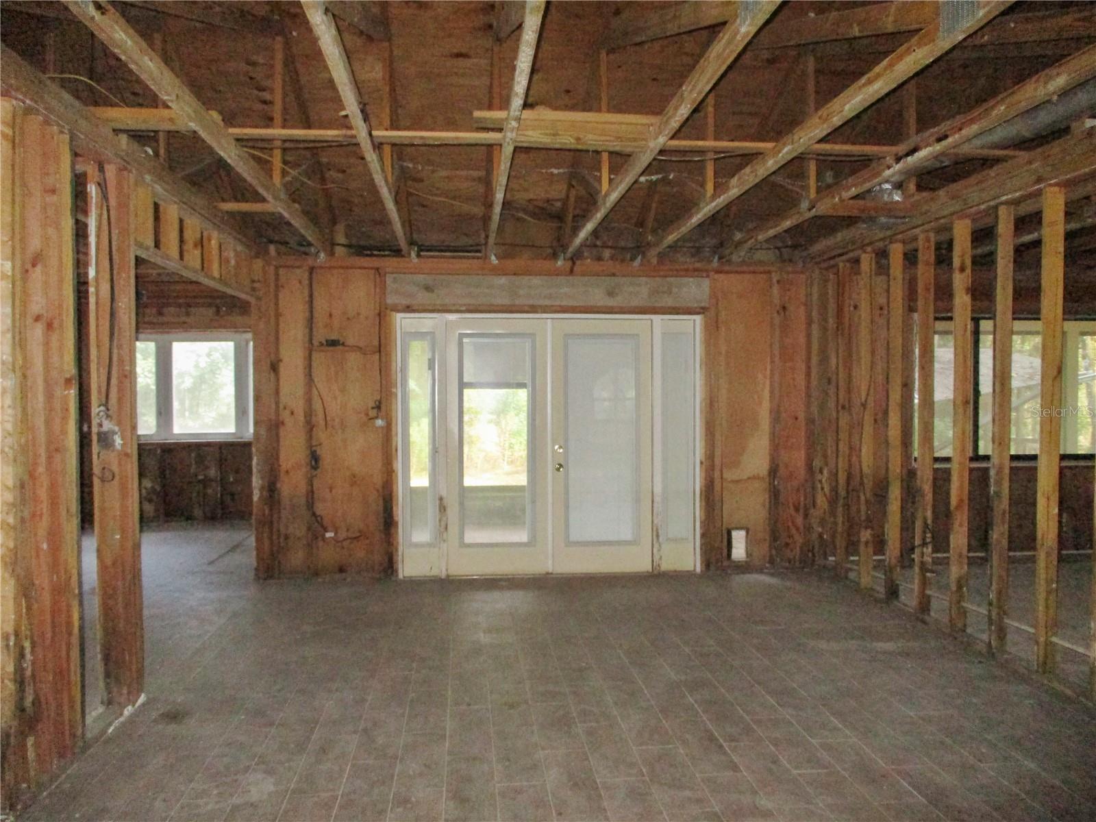 Image 23 of 44 For 4419 69th Street