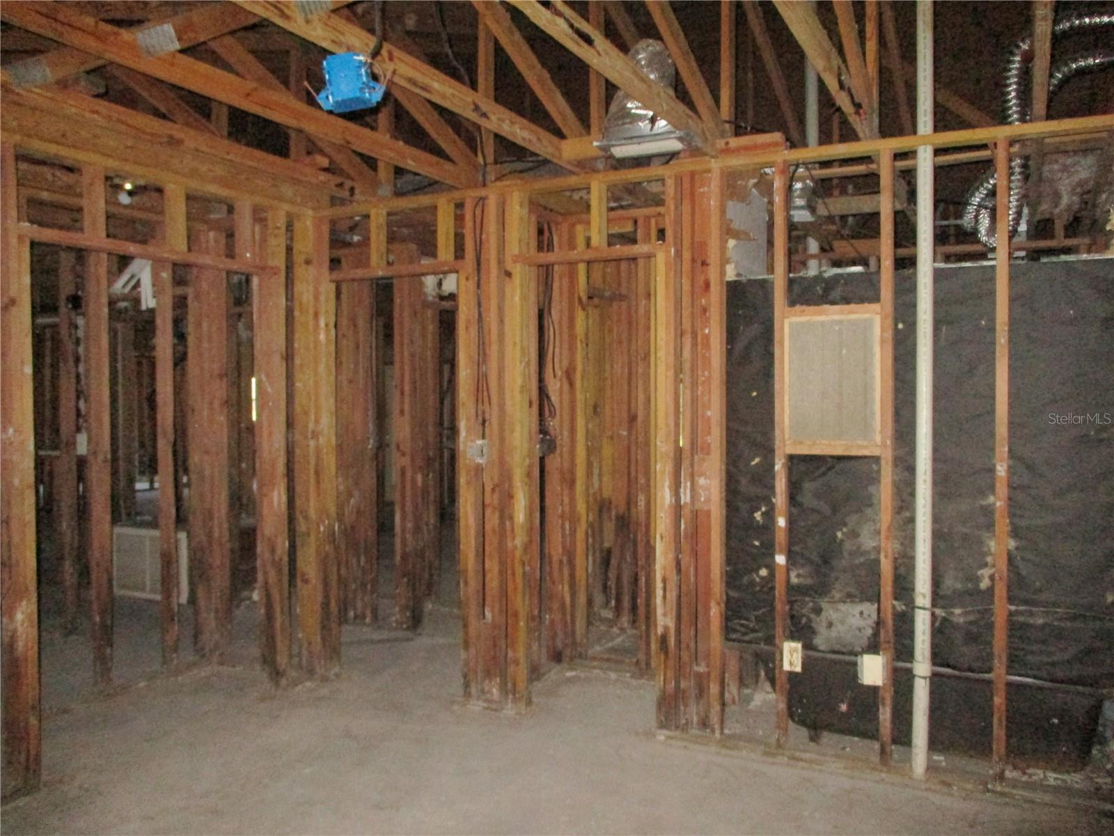 Image 40 of 44 For 4419 69th Street