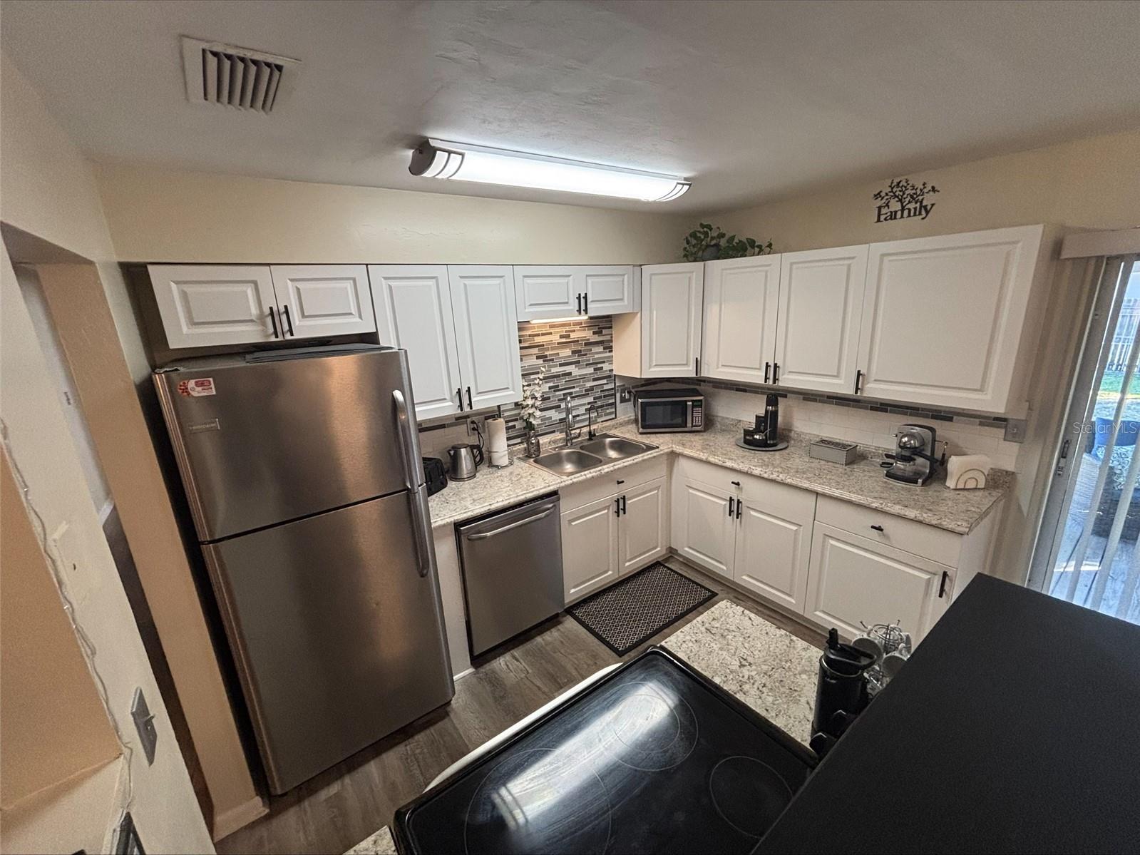 Image 10 of 23 For 5515 27th Terrace