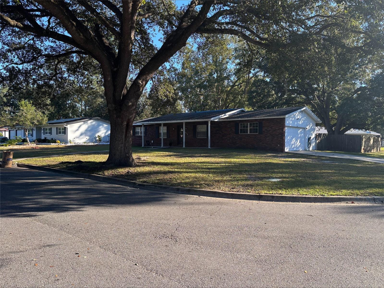 Image 2 of 23 For 5515 27th Terrace