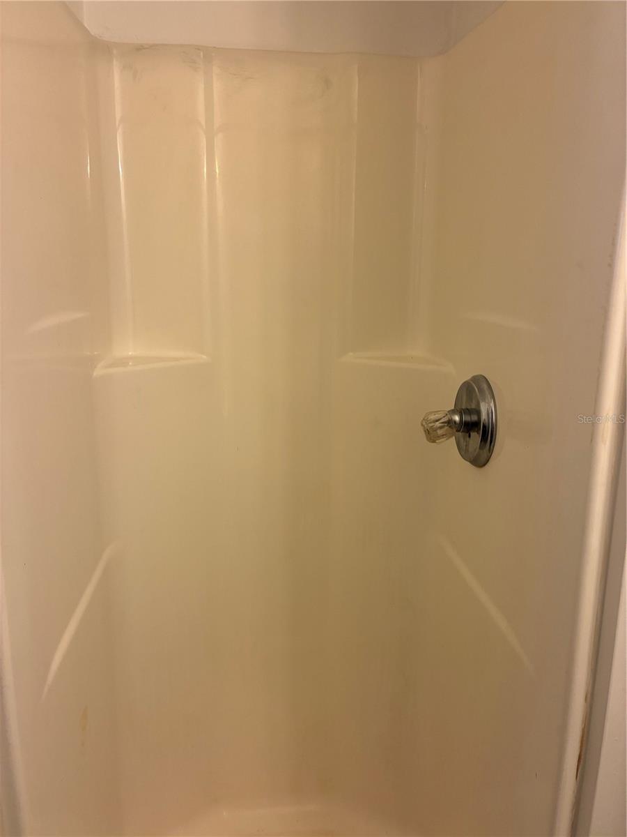 Image 10 of 20 For 470 Dove Street