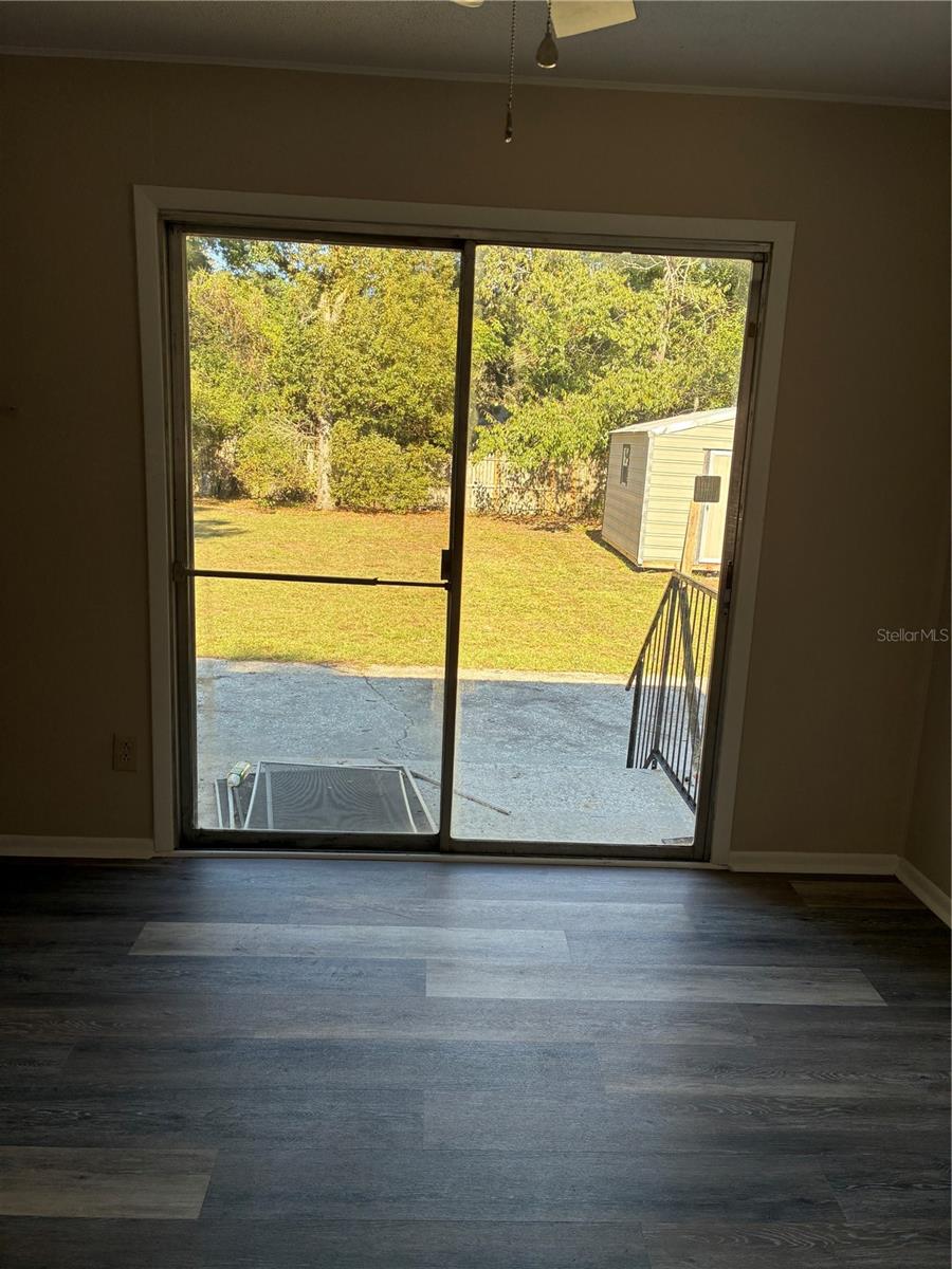 Image 15 of 20 For 470 Dove Street