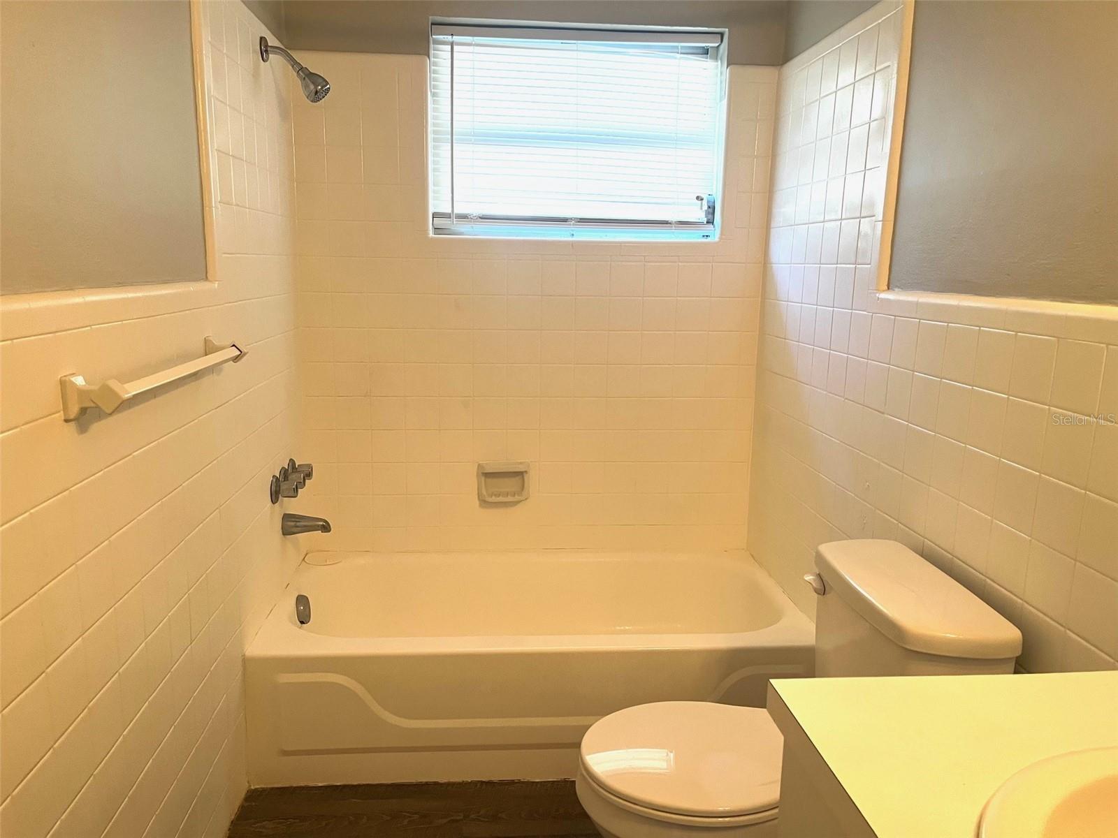 Image 21 of 26 For 16814 173rd Terrace