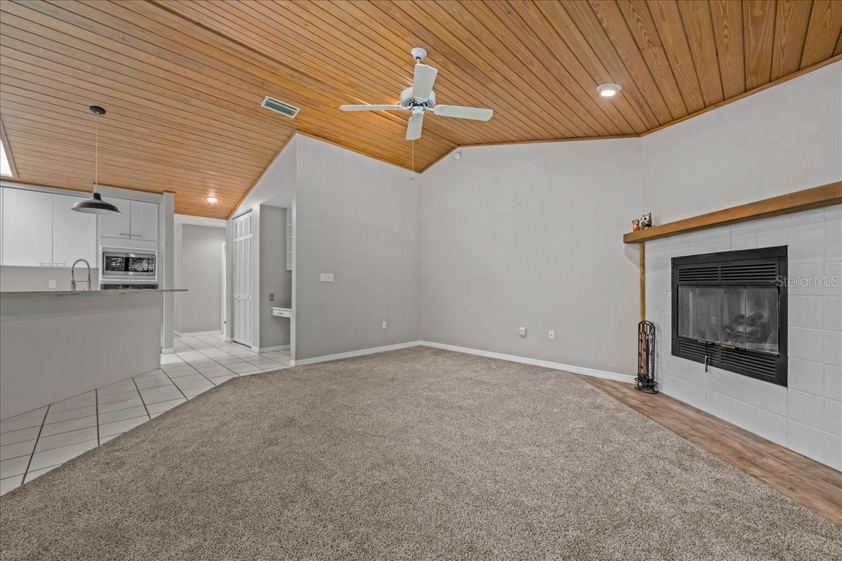 Image 13 of 51 For 1326 57th Street