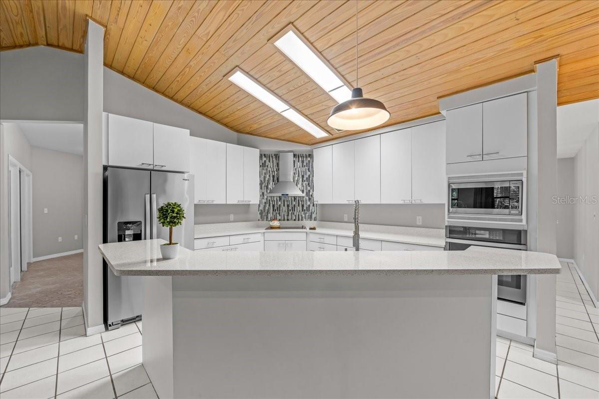 Image 16 of 51 For 1326 57th Street