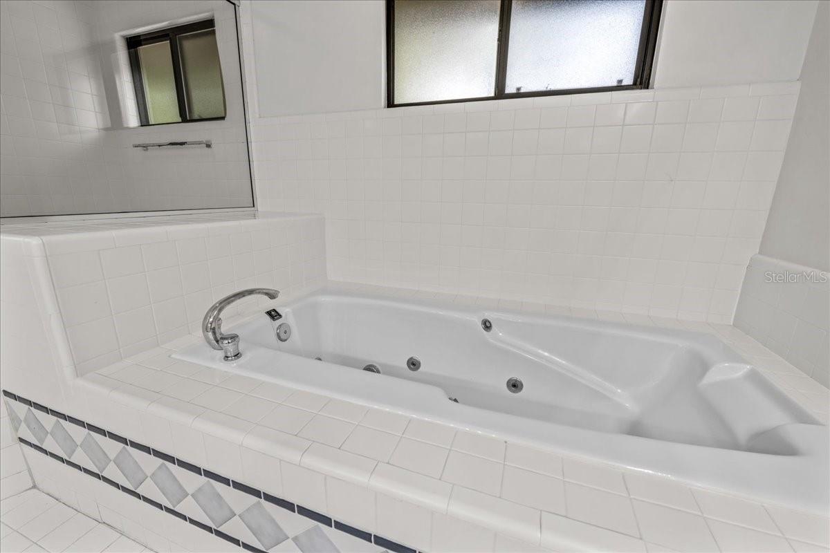 Image 41 of 51 For 1326 57th Street