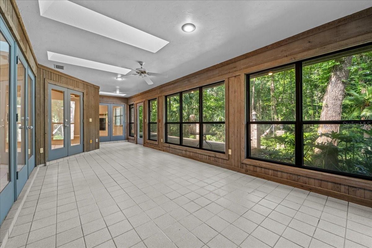 Image 43 of 51 For 1326 57th Street