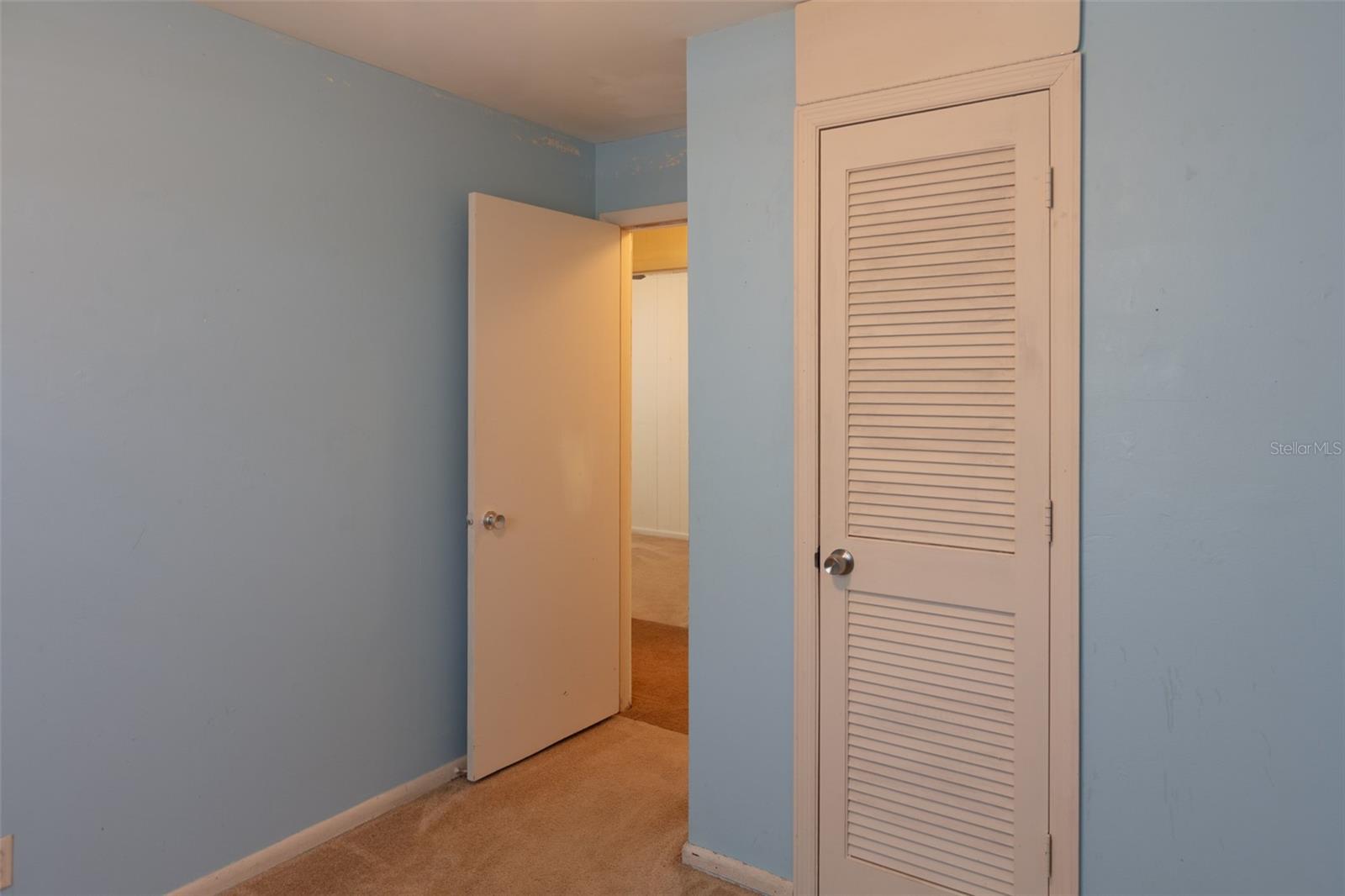 Image 15 of 34 For 393 Hilltop Drive