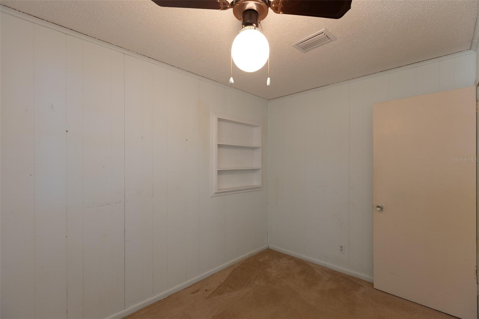 Image 20 of 34 For 393 Hilltop Drive