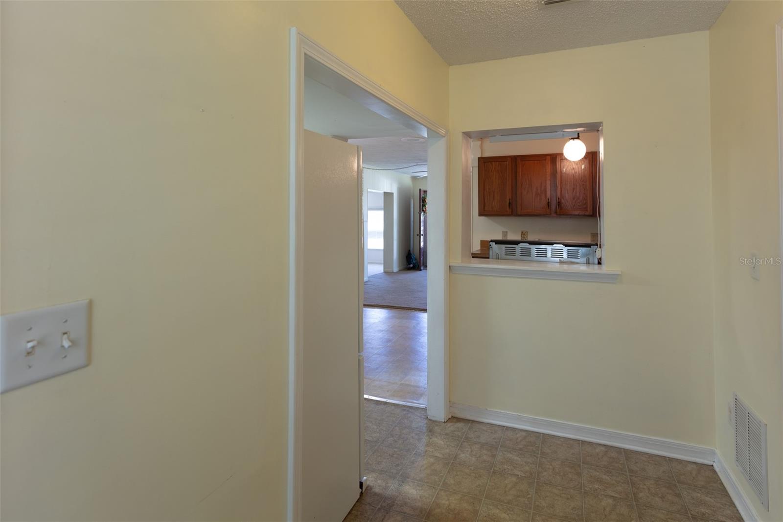 Image 23 of 34 For 393 Hilltop Drive