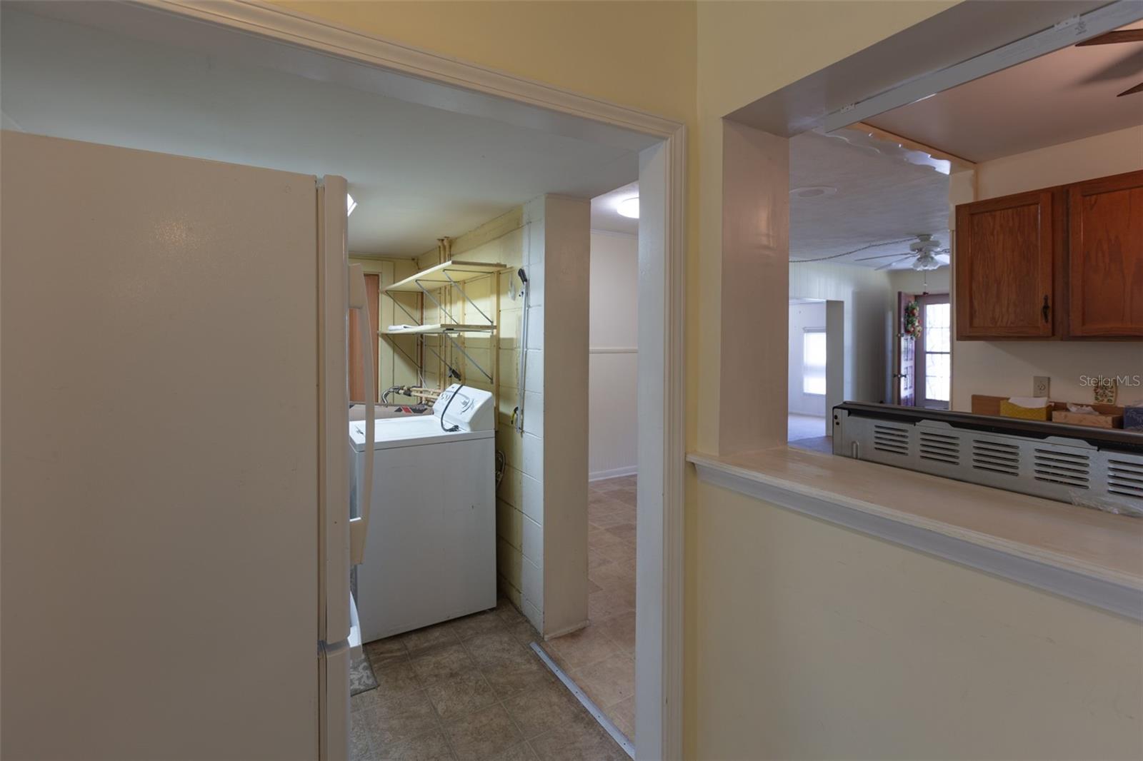 Image 25 of 34 For 393 Hilltop Drive