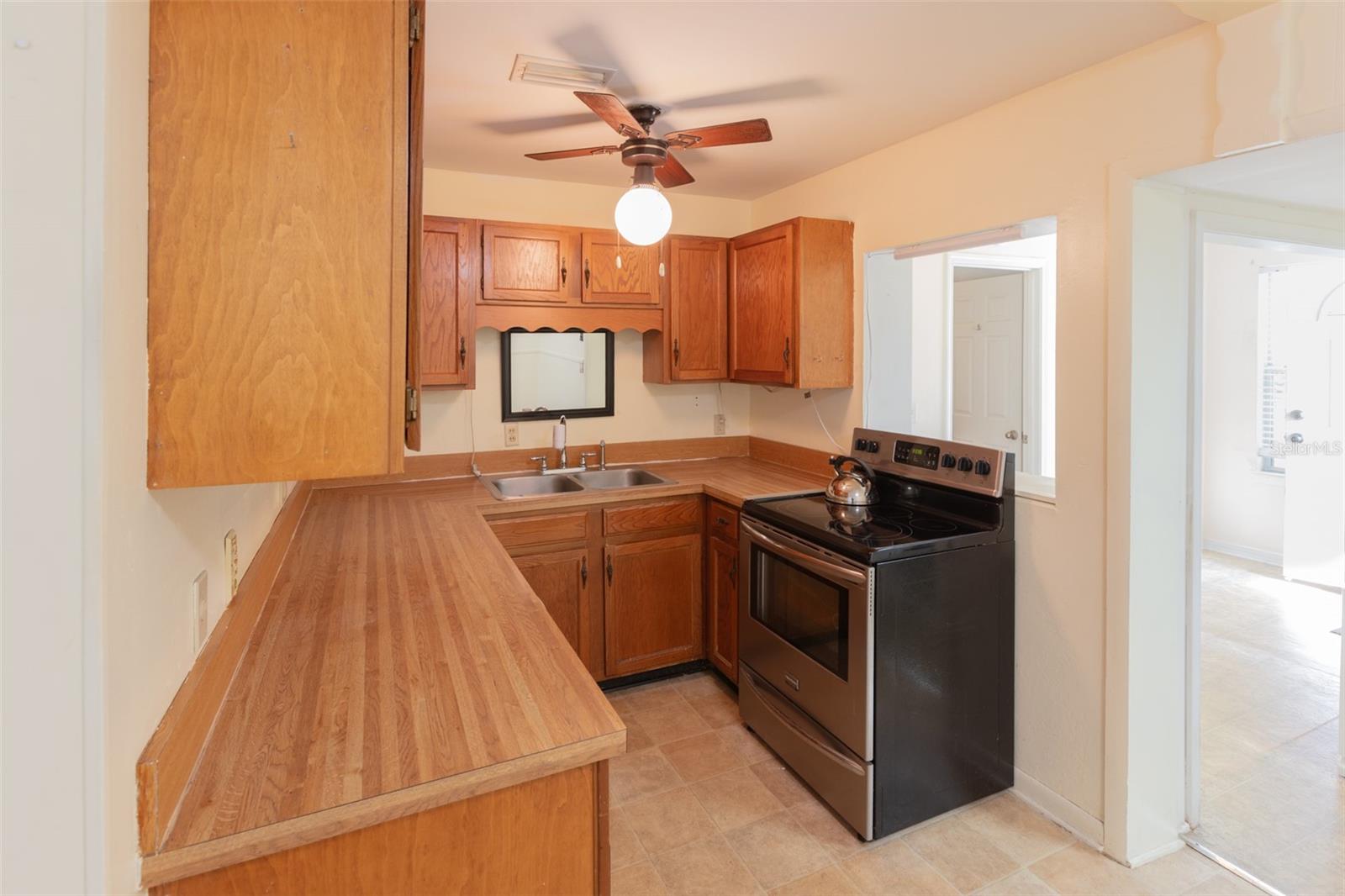 Image 6 of 34 For 393 Hilltop Drive