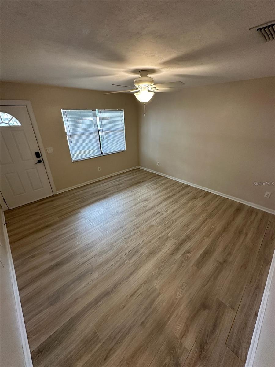 Image 2 of 8 For 14924 121st Terrace