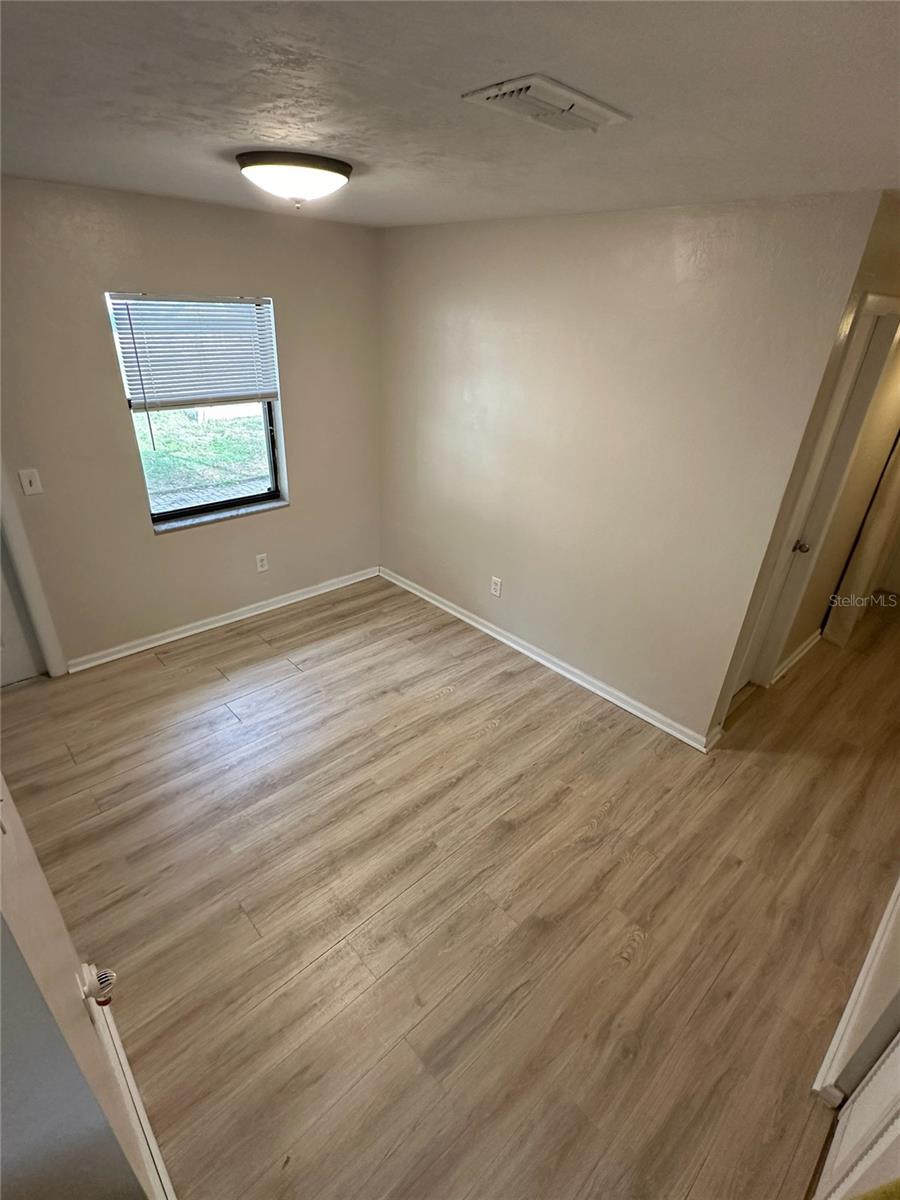 Image 3 of 8 For 14924 121st Terrace