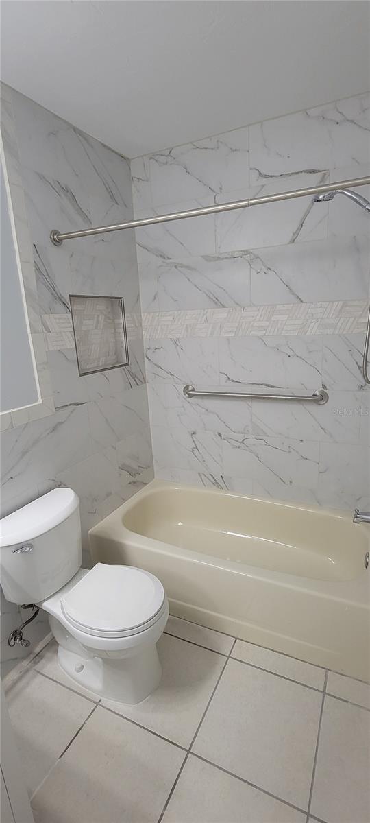 Image 13 of 32 For 3955 23rd Circle