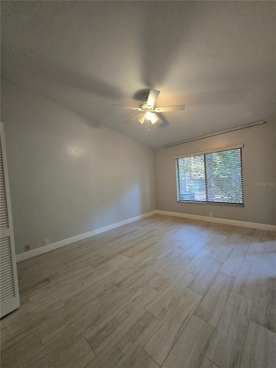 Image 18 of 32 For 3955 23rd Circle