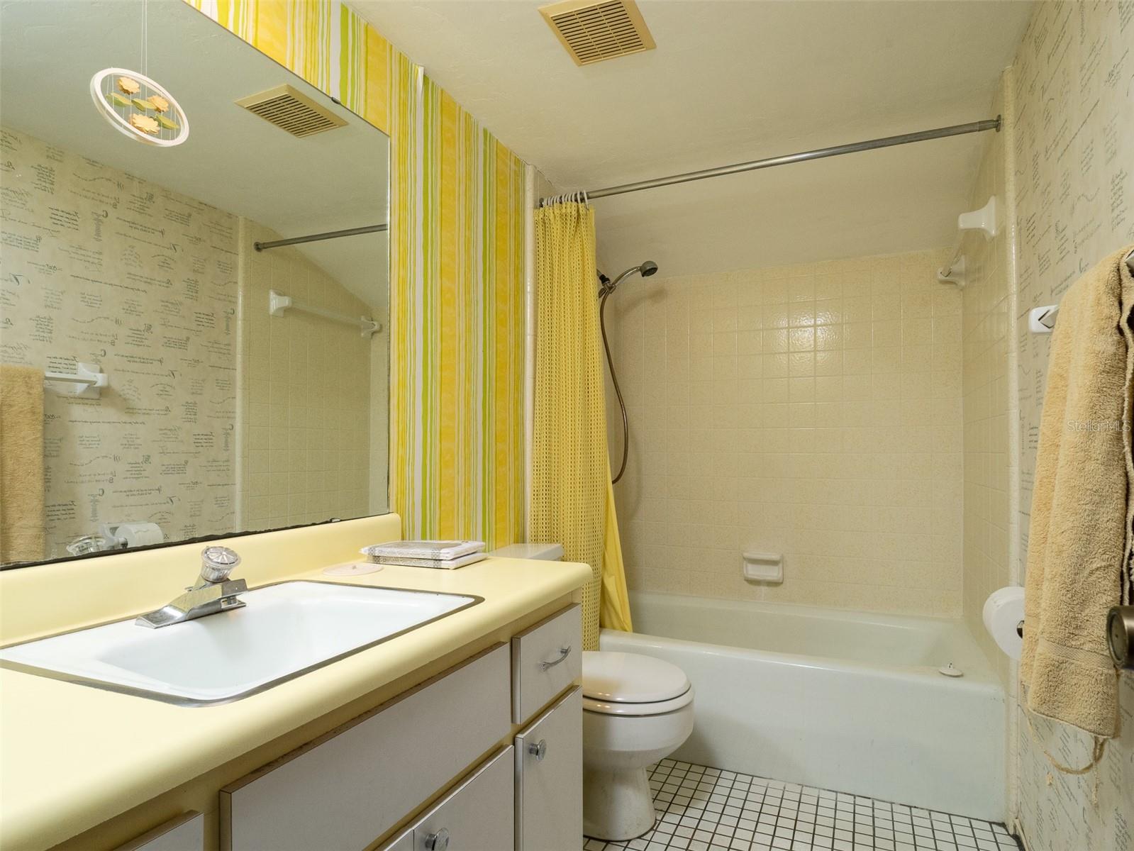 Image 21 of 39 For 3619 38th Street