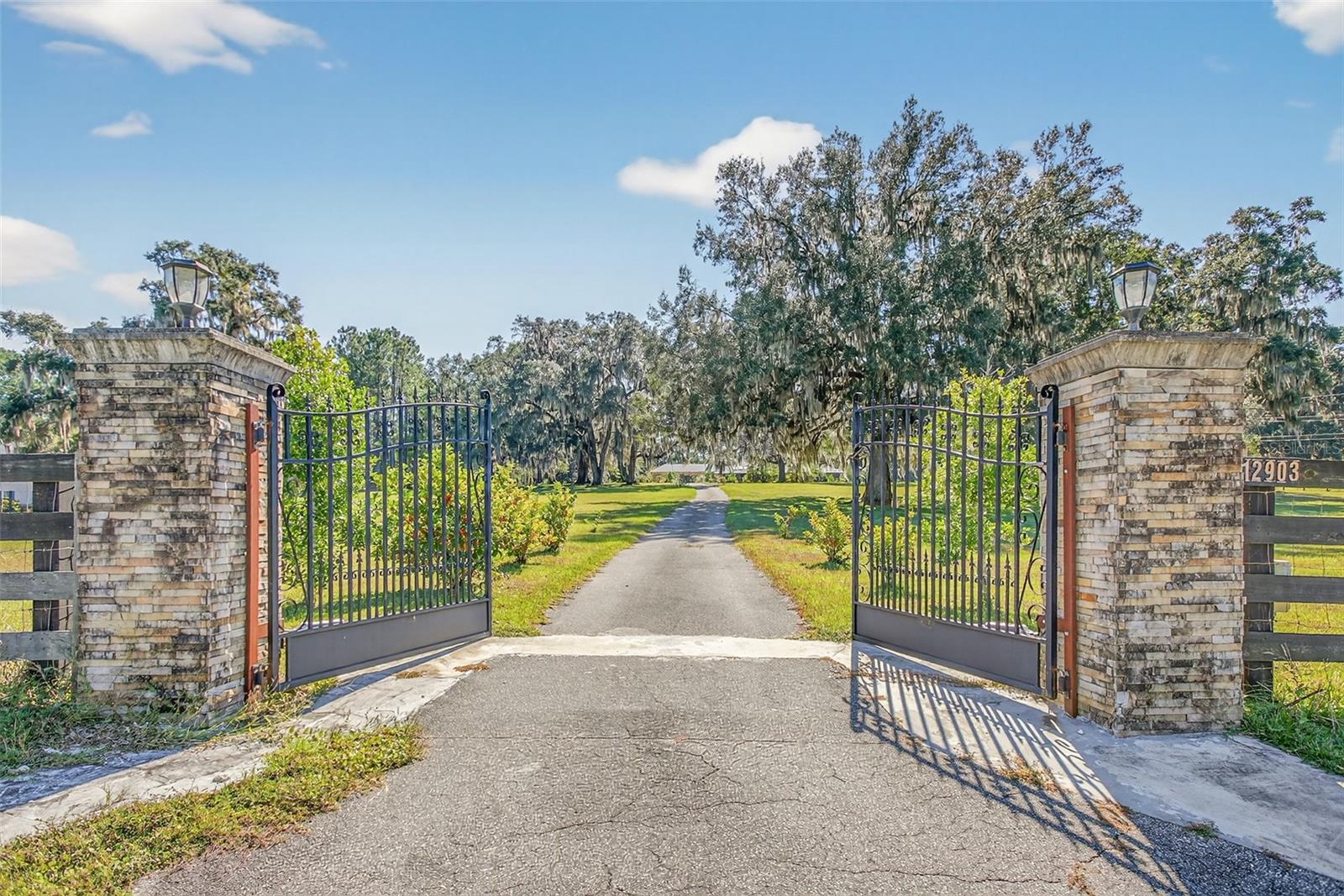 Listing photo id 56 for 12903 112th Avenue