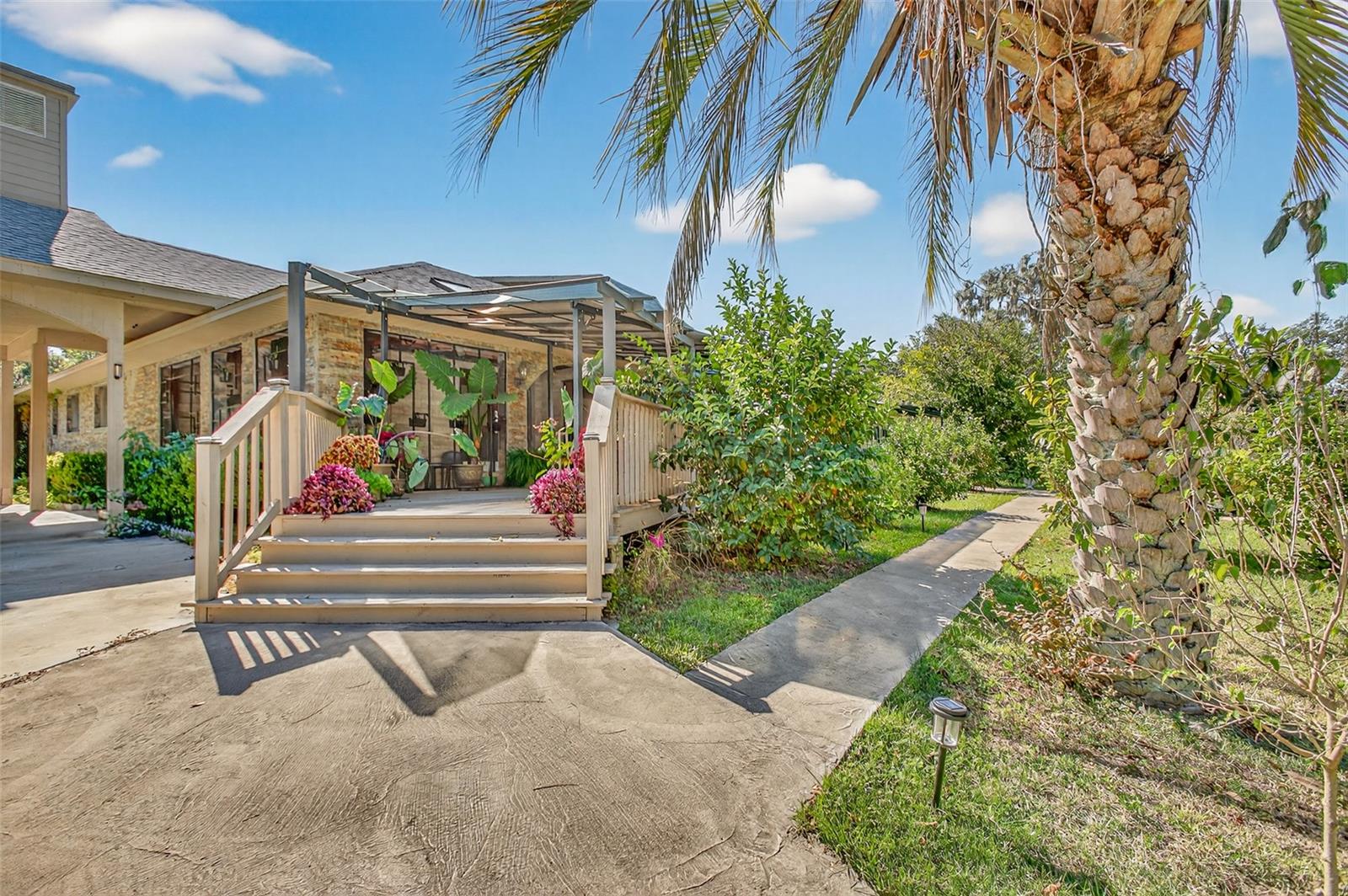 Listing photo id 63 for 12903 112th Avenue