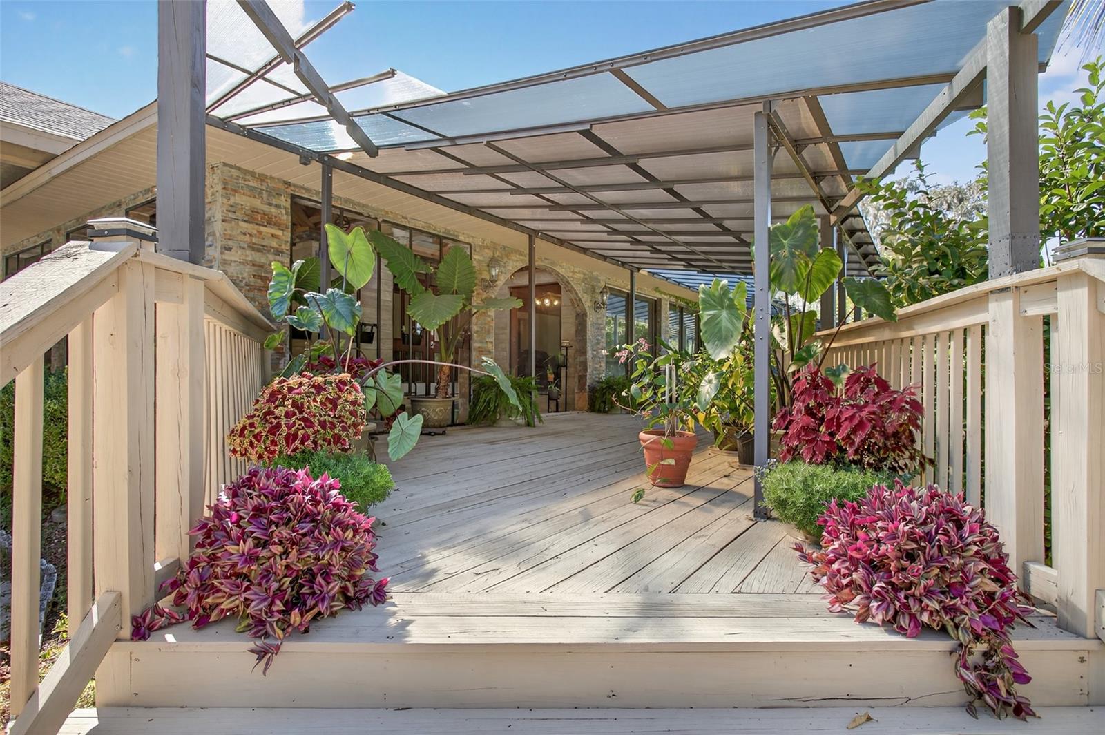 Listing photo id 64 for 12903 112th Avenue